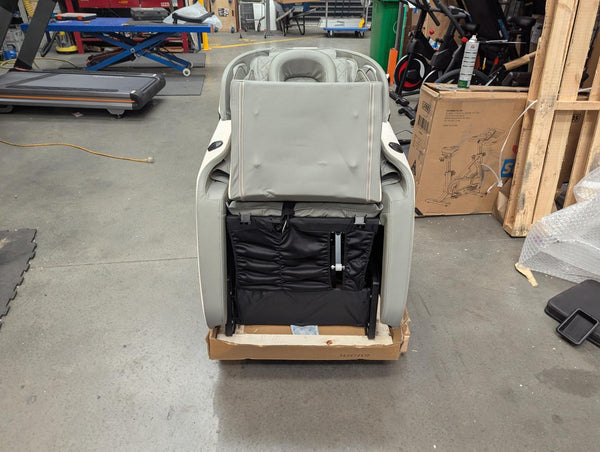 Refurbished Regen8 LuxCloud Air - Zero Gravity Heated Massage Chair