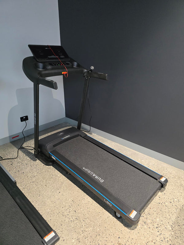 Refurbished (1) LSG Focus M3 Treadmill