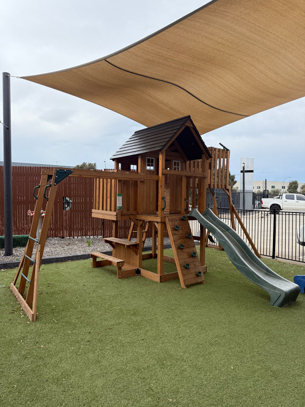 Ex-Demonstration Kensington Playcentre with 2.2m Slide