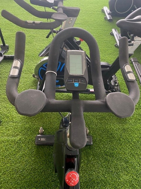 Refurbished LSF SP-870M3 Spin bike (no Cleat Pedals)