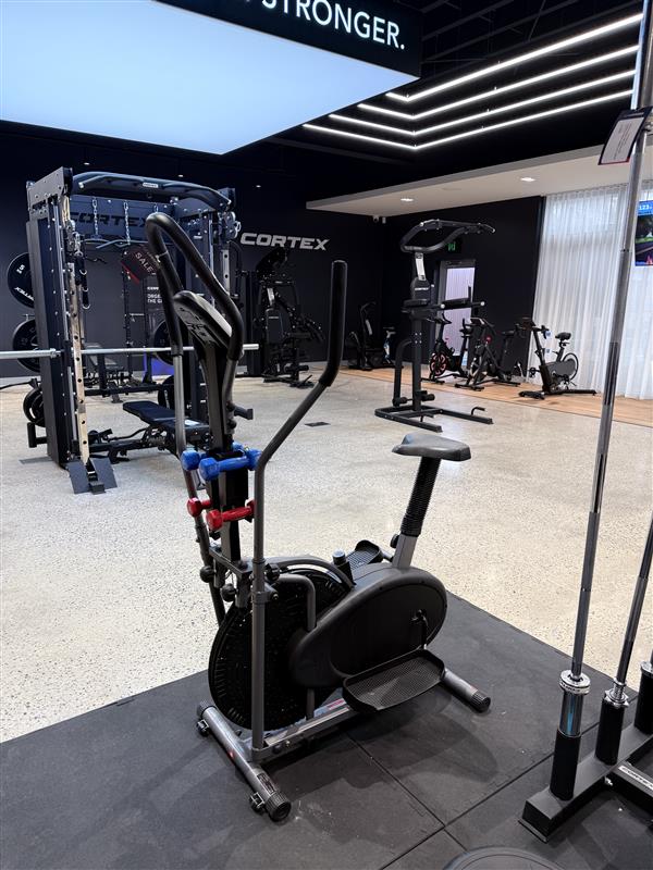 Refurbished LSF X-02 Hybrid Cross Trainer (Assembled)