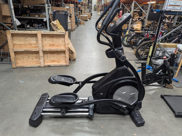 Refurbished XT-40 Ascender Incline Cross Trainer (Assembled)