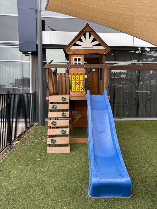 Ex-Demonstration Coventry Playcentre with 2.2m Slide (Assembled)