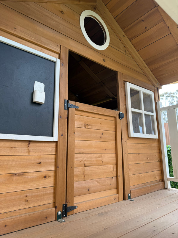 Ex-Demonstration Warrigal Cubby House (Assembled)